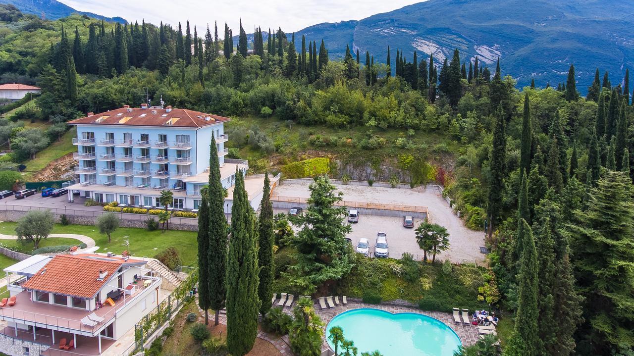 Residence Marina Riva del Garda Exterior foto